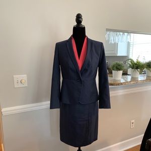 Ladies suit